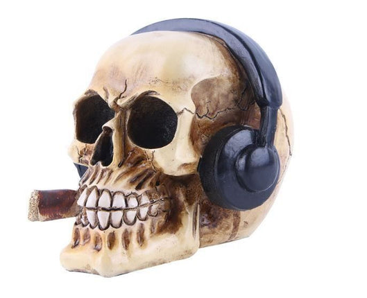Totenkopf mit Kopfhörer & Zigarre
