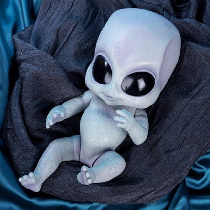 Alien Baby Puppe